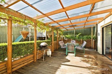 8 Lakeview Pde, Warriewood, NSW 2102