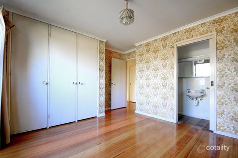 Property photo of 43 Walker Road Mount Waverley VIC 3149