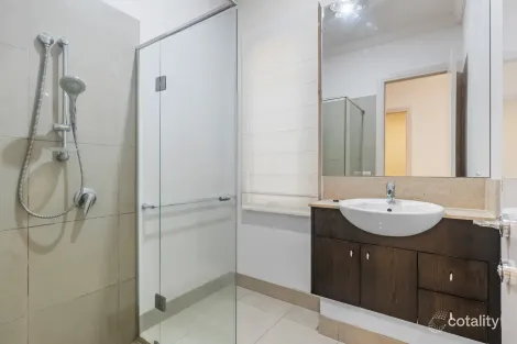 Property photo of 11 Skyline Drive Maribyrnong VIC 3032