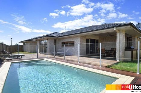 Property photo of 25 Manning Circuit Pacific Pines QLD 4211