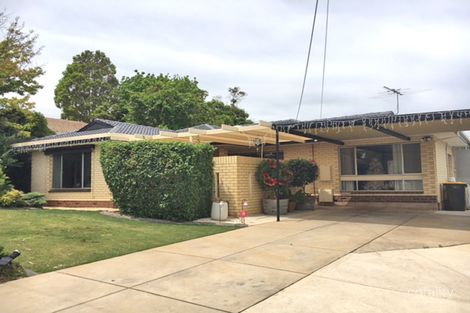 16 Mandalay Dr, Happy Valley, SA 5159