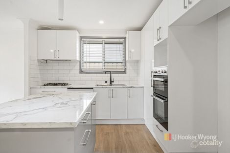 Property photo of 110 Casey Drive Watanobbi NSW 2259
