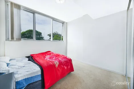 Property photo of 2/17-21 The Crescent Fairfield NSW 2165