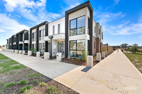 26 Titan Lodge Walk, Pakenham, VIC 3810
