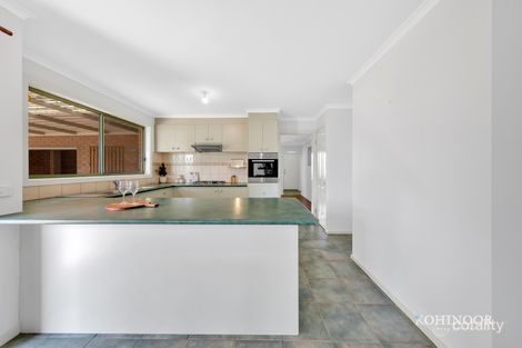 Property photo of 6 Banstead Nook Craigieburn VIC 3064