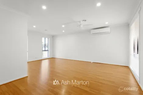 Property photo of 3 Capella Place Carrum Downs VIC 3201