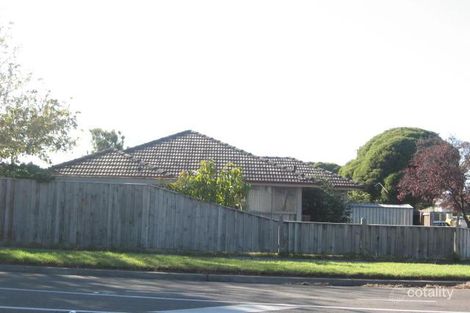 2/235 Gladstone Rd, Dandenong North, VIC 3175