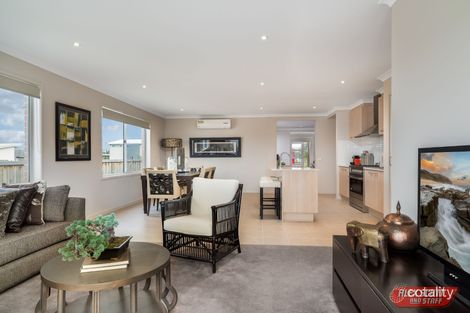 Property photo of 2 Kembla Road Cowes VIC 3922