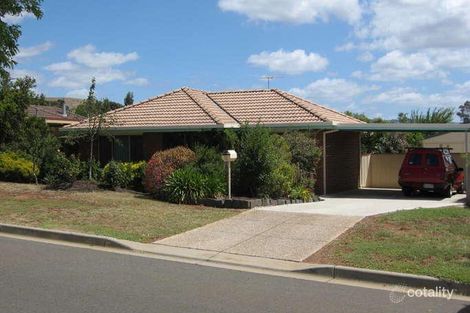 32 Clifton Dr, Bacchus Marsh, VIC 3340