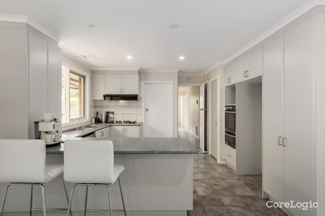Property photo of 33 Windella Quadrant Doncaster VIC 3108