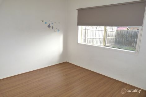 Property photo of 13 Rowcroft Avenue Lynbrook VIC 3975