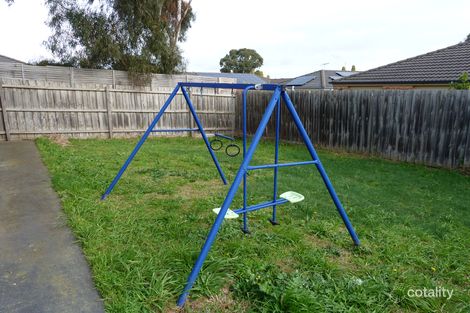 Property photo of 13 Rowcroft Avenue Lynbrook VIC 3975