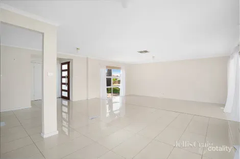Property photo of 11 Clarks Road Keilor East VIC 3033