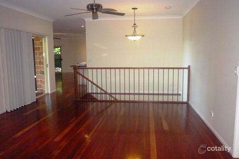 Property photo of 1/13 Josephine Terrace Highland Park QLD 4211