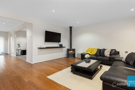 Property photo of 33 Arbourton Avenue Rockbank VIC 3335