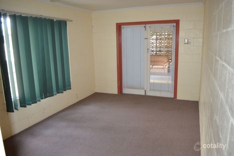 14 Gladstone St, Emerald, QLD 4720