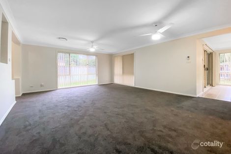 Property photo of 27 Kirkton Place Beaumont Hills NSW 2155