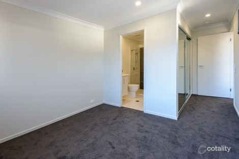 Property photo of 18/11 Clarke Road Park Ridge QLD 4125