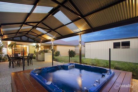 296 Lyon Rd, Aubin Grove, WA 6164