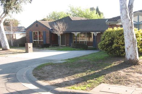 Property photo of 5 Oscar Court Berwick VIC 3806