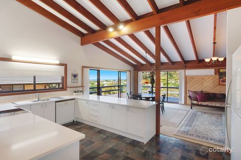 Property photo of 18 Tilanbi Close Terrigal NSW 2260