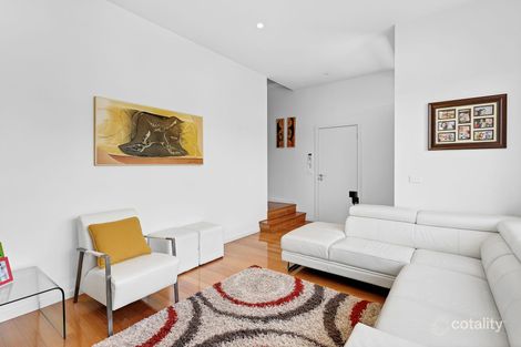 Property photo of 20 Ochre Place Mount Waverley VIC 3149