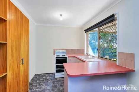 Property photo of 10 Echo Court Marsden QLD 4132