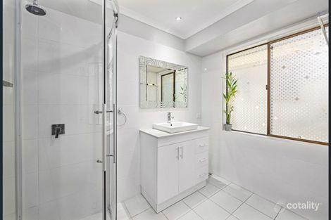 Property photo of 2A Narrogal Court Ocean Shores NSW 2483