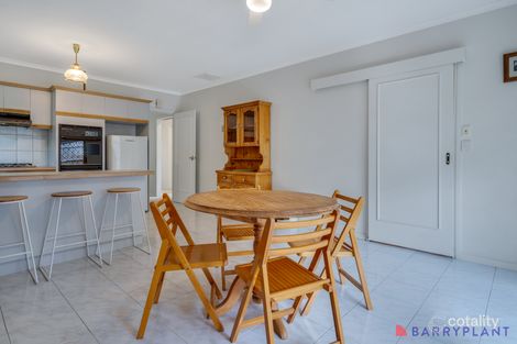Property photo of 1/5 Orrong Avenue Reservoir VIC 3073