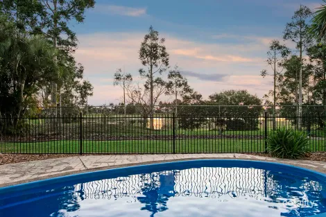 9 BROLGA CT, ELI WATERS, QLD 4655