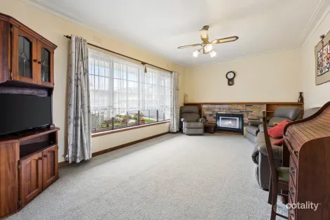Property photo of 4 Little Street Camperdown VIC 3260