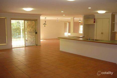 Property photo of 16 Danvers Court Hillcrest QLD 4118