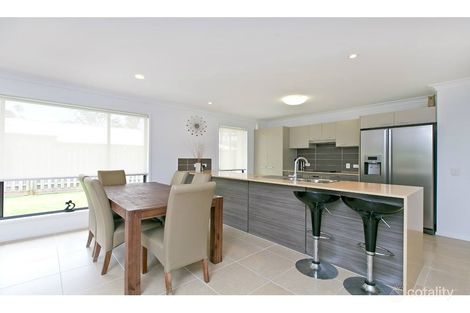 8 Hoop Pine St, Mount Cotton, QLD 4165