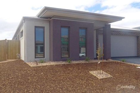 68 Solitude Cres, Point Cook, VIC 3030