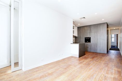 2/371 Clarendon St, South Melbourne, VIC 3205