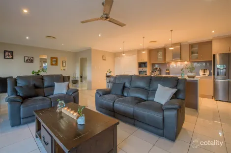 Property photo of 6 Phoenix Place Telina QLD 4680