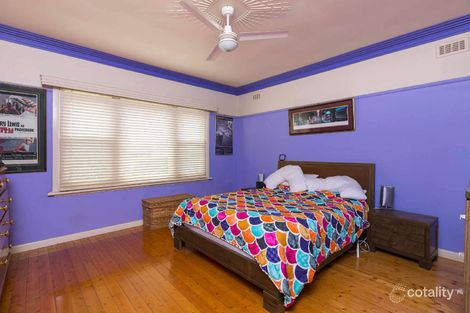 Property photo of 25 Putnam Avenue Strathdale VIC 3550