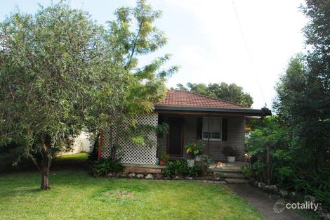 6 Nichols Ave, Gorokan, NSW 2263