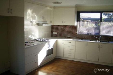 Property photo of 17 Lawson Road Melton South VIC 3338