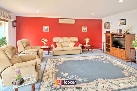 Property photo of 8 Gulubia Place Calamvale QLD 4116