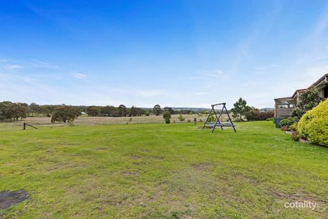 Property photo of 13 Devoncourt Lane Crows Nest QLD 4355