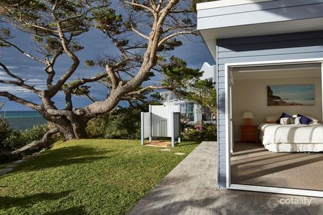 Property photo of 11 Lookout Avenue Dee Why NSW 2099