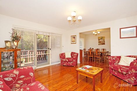 Property photo of 5 Kimbar Place Yarrawarrah NSW 2233
