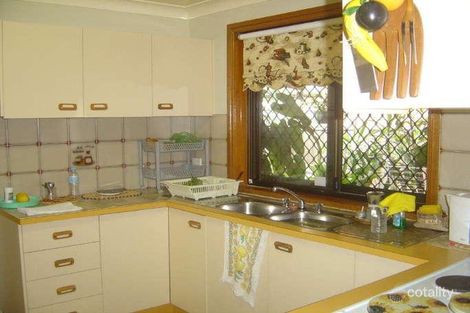 Property photo of 14 Condello Crescent Edensor Park NSW 2176
