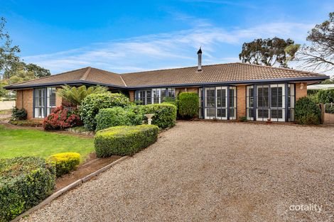 Property photo of 2 Robb Drive Romsey VIC 3434