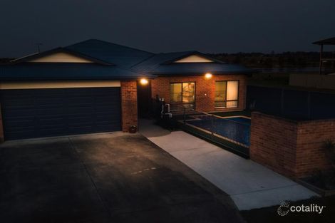 Property photo of 14 Mark Close Grafton NSW 2460