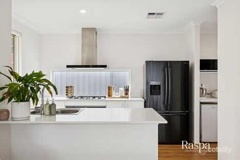 Property photo of 4 Yellowtail Grove Beeliar WA 6164