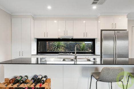 Property photo of 38 Taggart Terrace Coombs ACT 2611