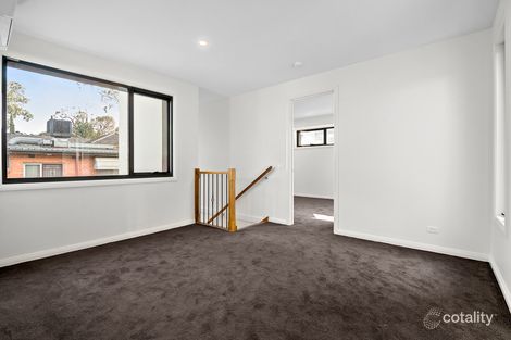 Property photo of 2/23 Calvin Crescent Doncaster East VIC 3109