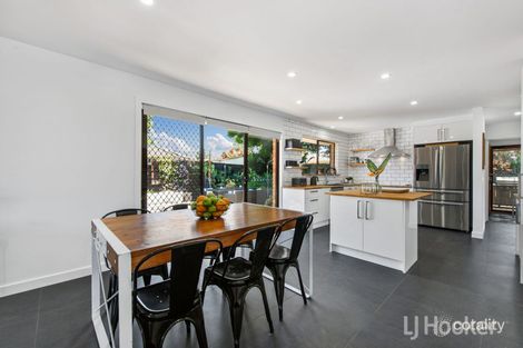 Property photo of 9 Barnong Close Kurunjang VIC 3337